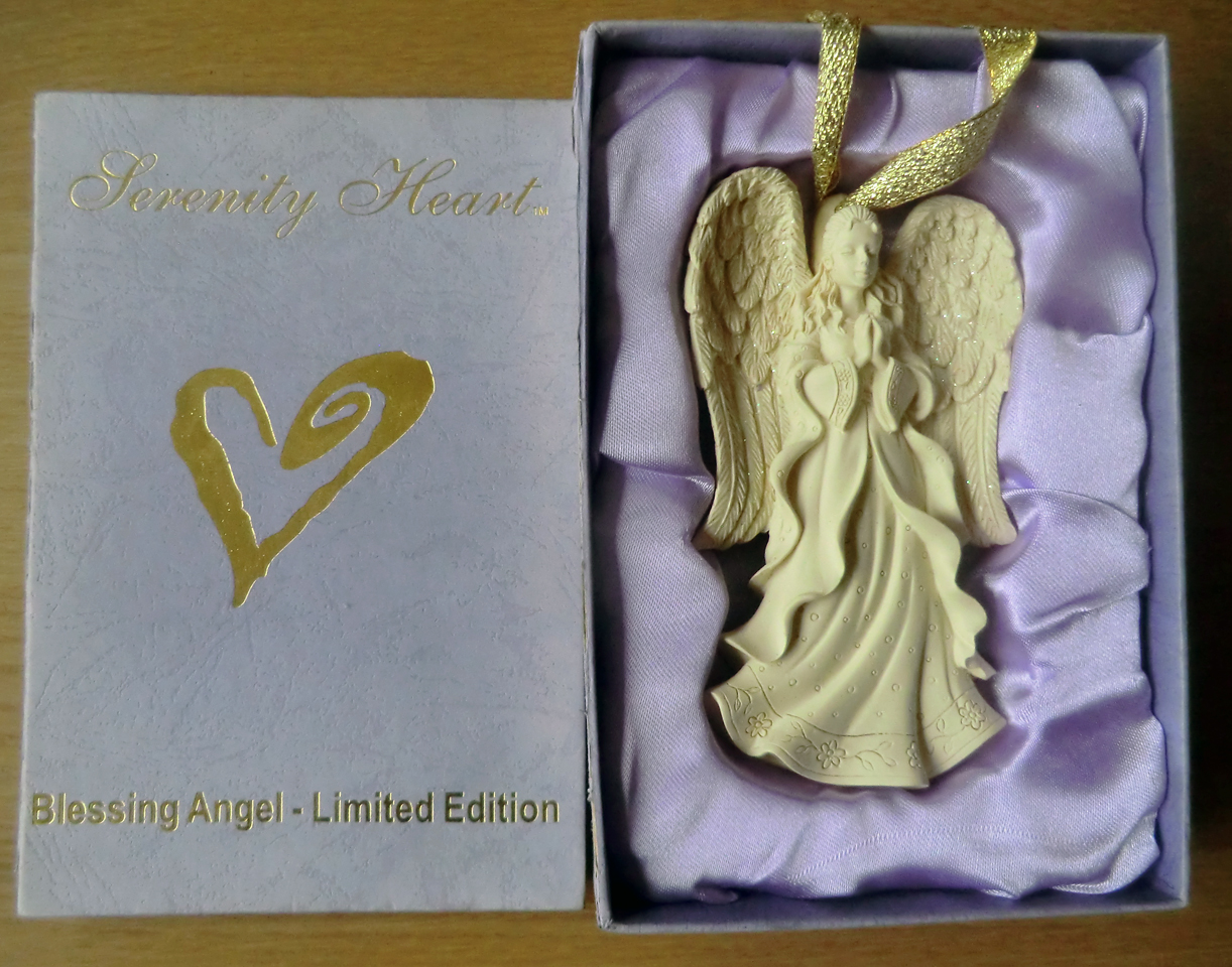 Limited Edition Blessing Angel (7637)