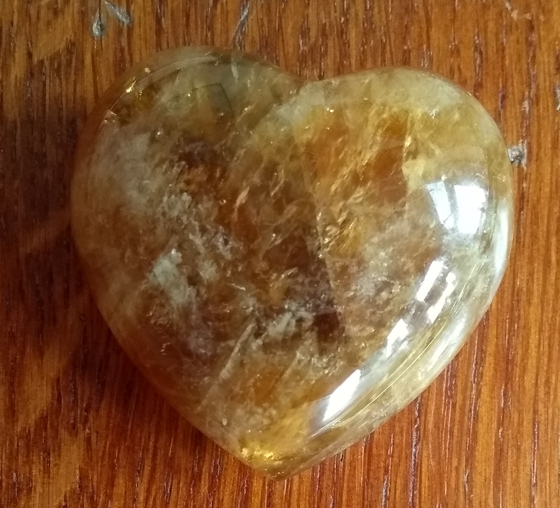 Mystery Golden Puff Heart 40mm (Possibly Carnelian?)