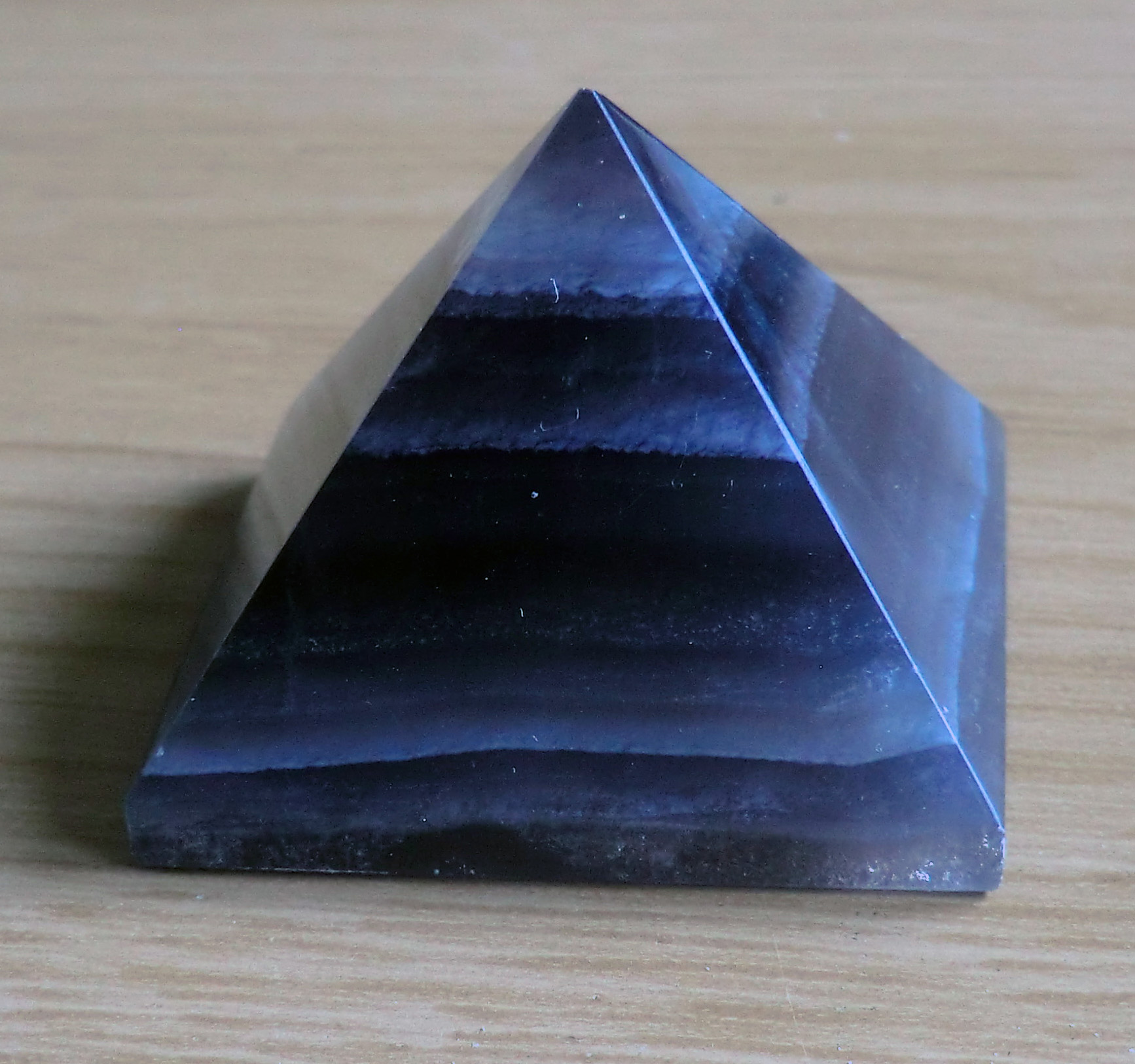 Crystal Pyramid 12 37mm Square