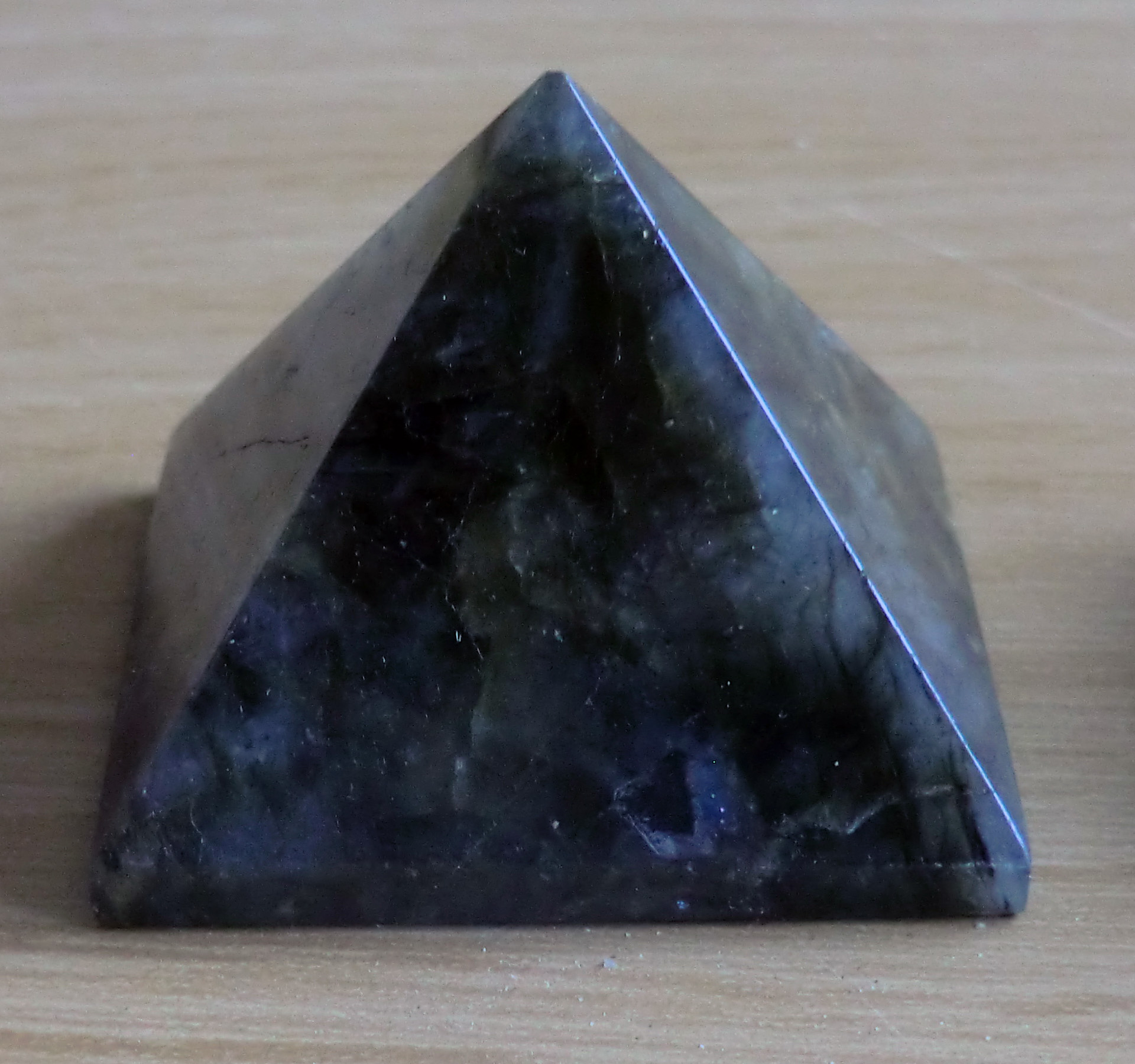 Crystal Pyramid  20 Labradorite 37mm Square